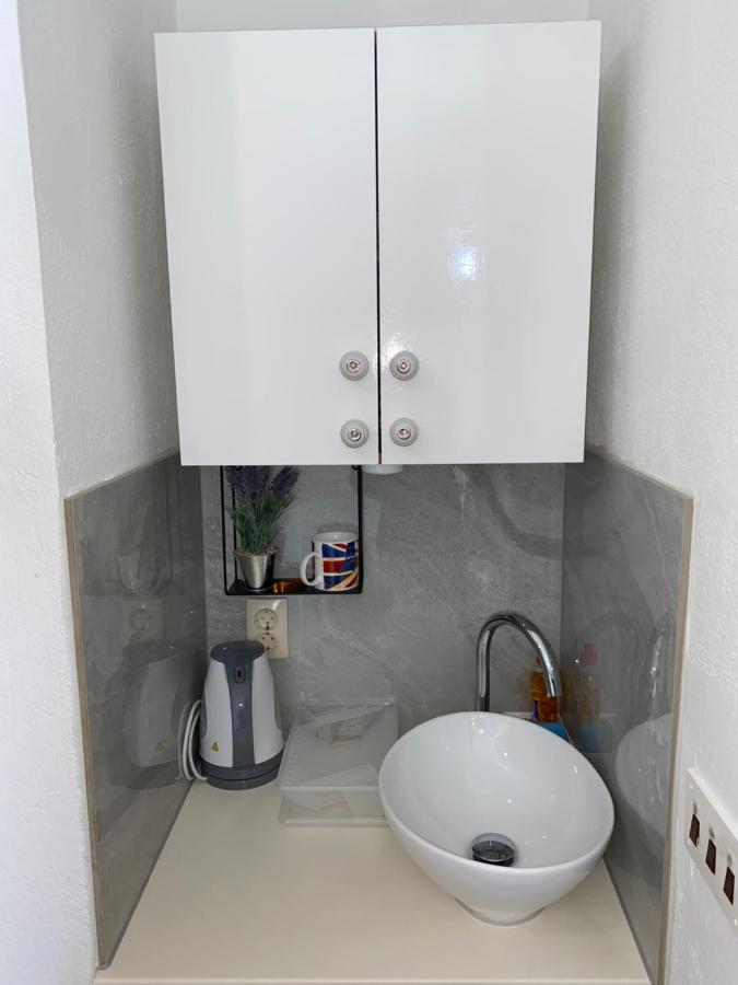 Apartment Sara Trogir Exterior photo